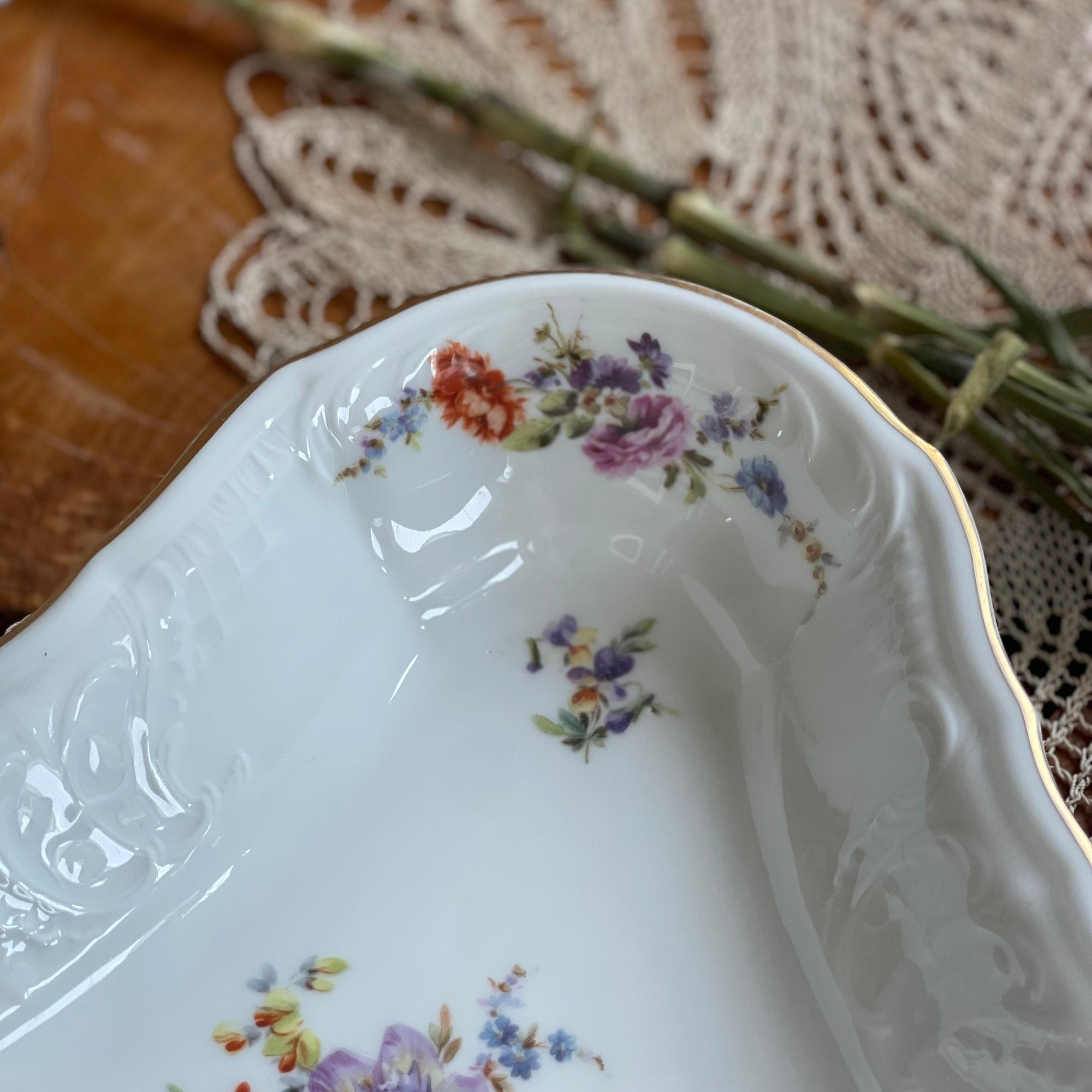 Petisqueira Média Triangular Fraureuth