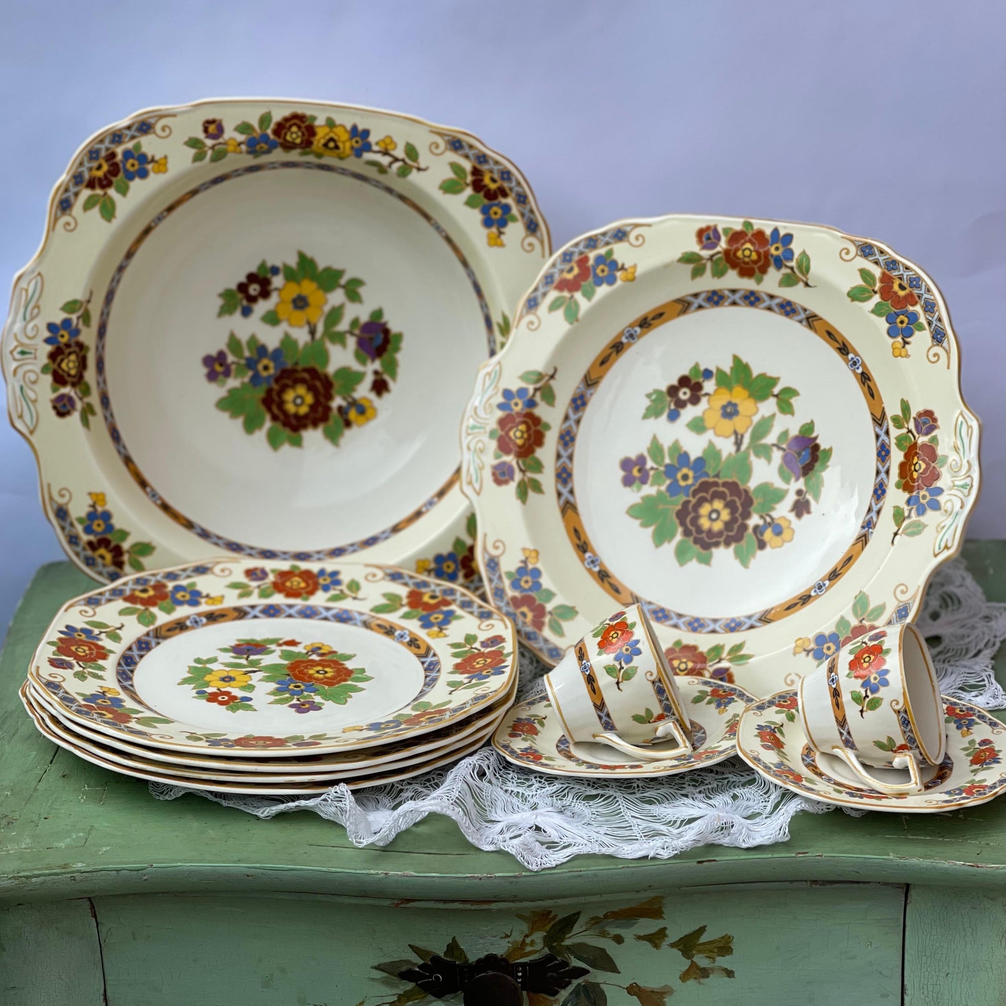 Prato para Bolo com pé Grindley