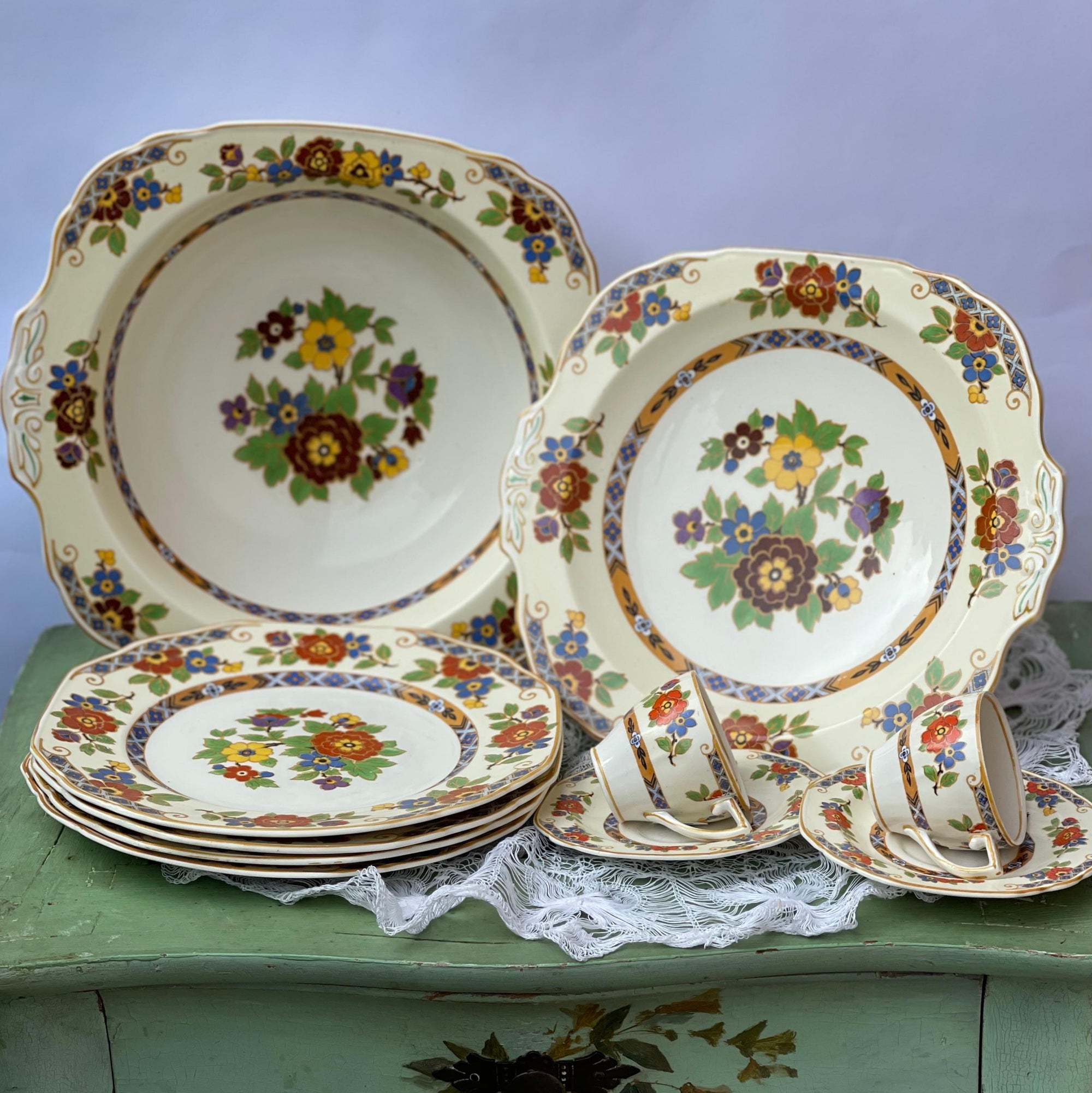 Saladeira com pé Grindley