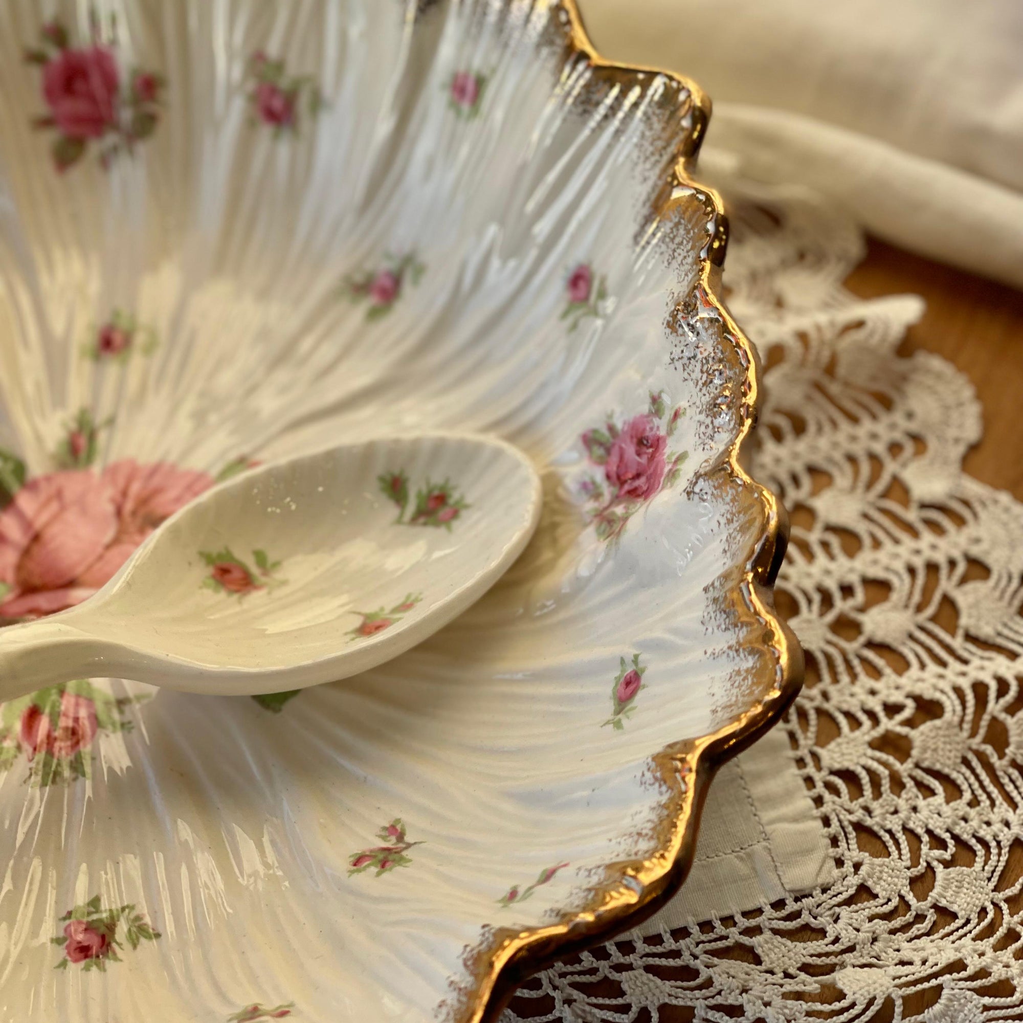 Saladeira com Colher Crown Ducal