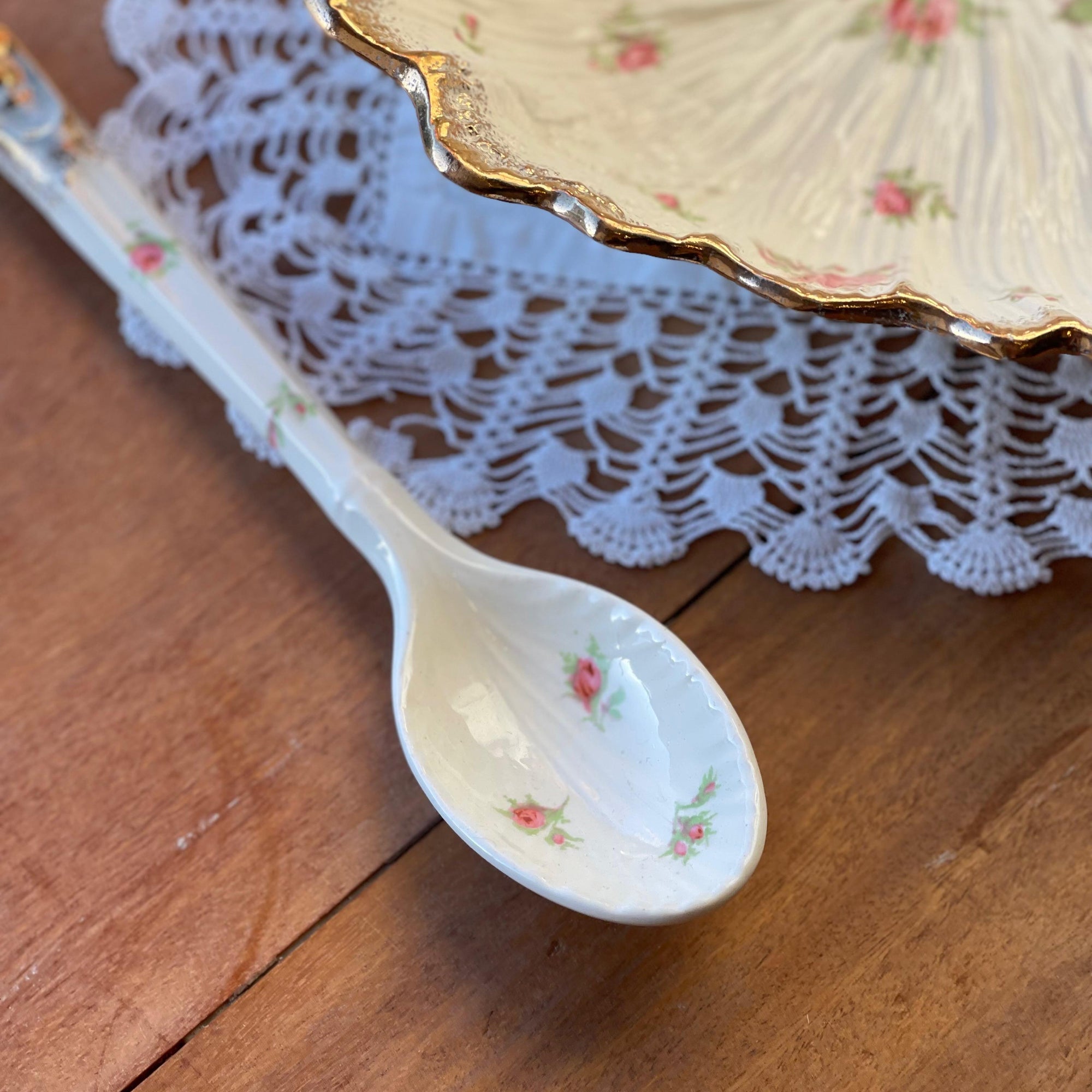 Saladeira com Colher Crown Ducal