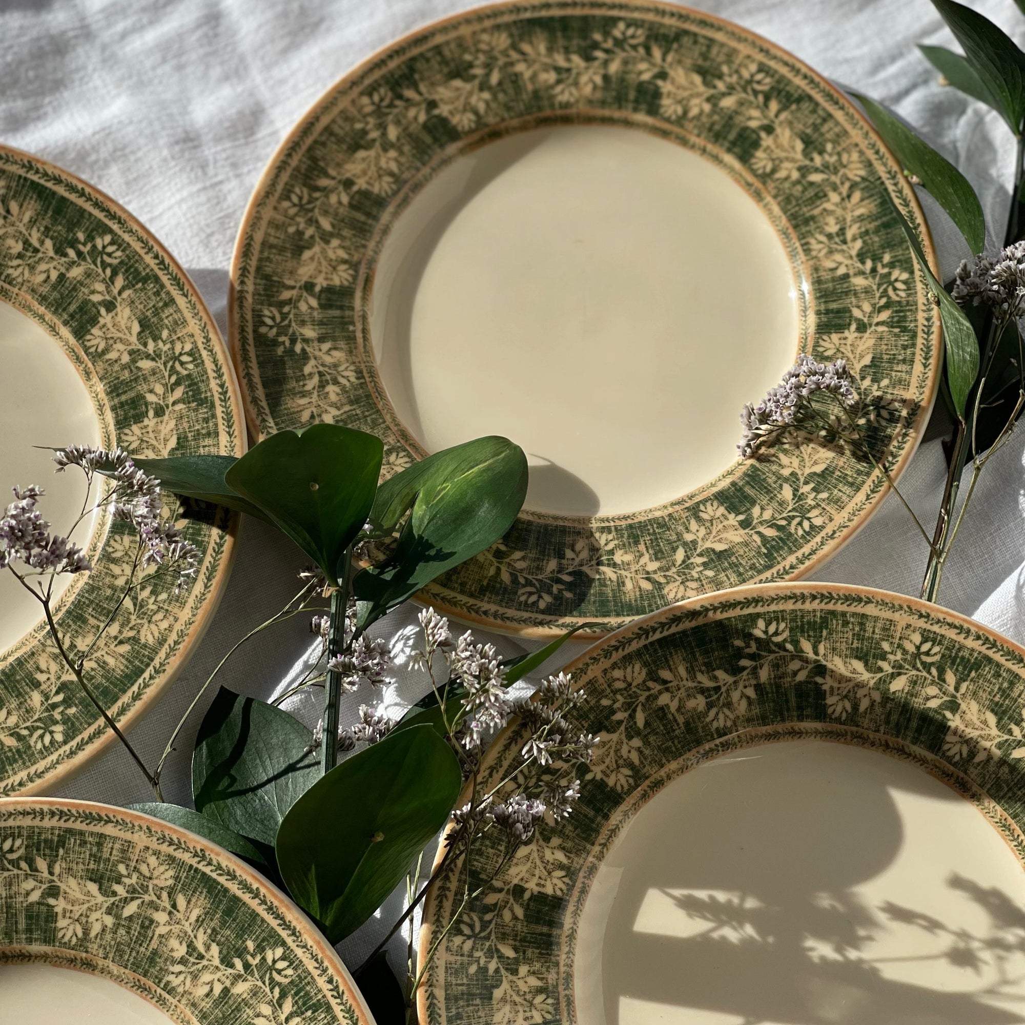 Prato Raso Johnson Bros